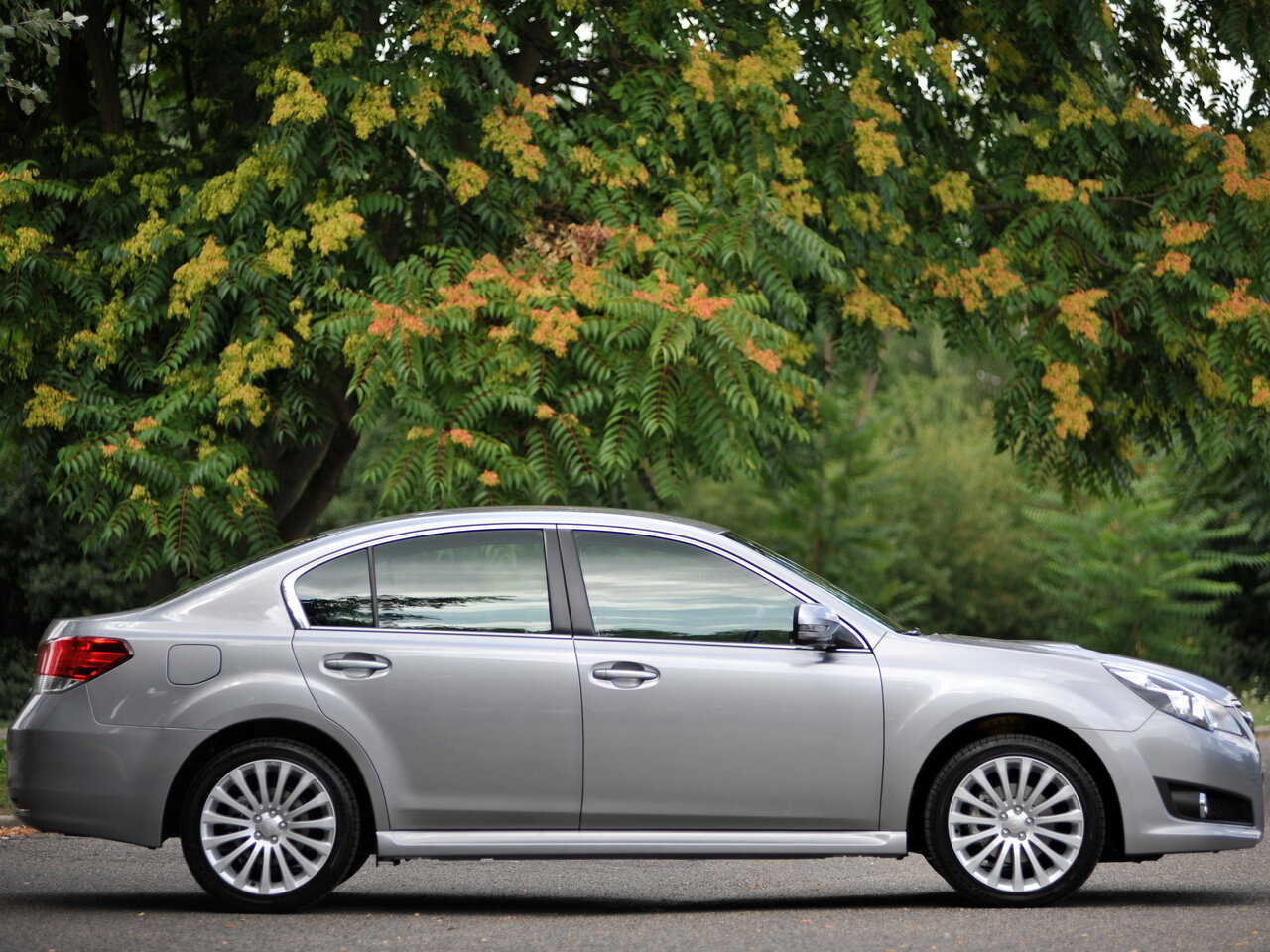 Subaru Legacy V