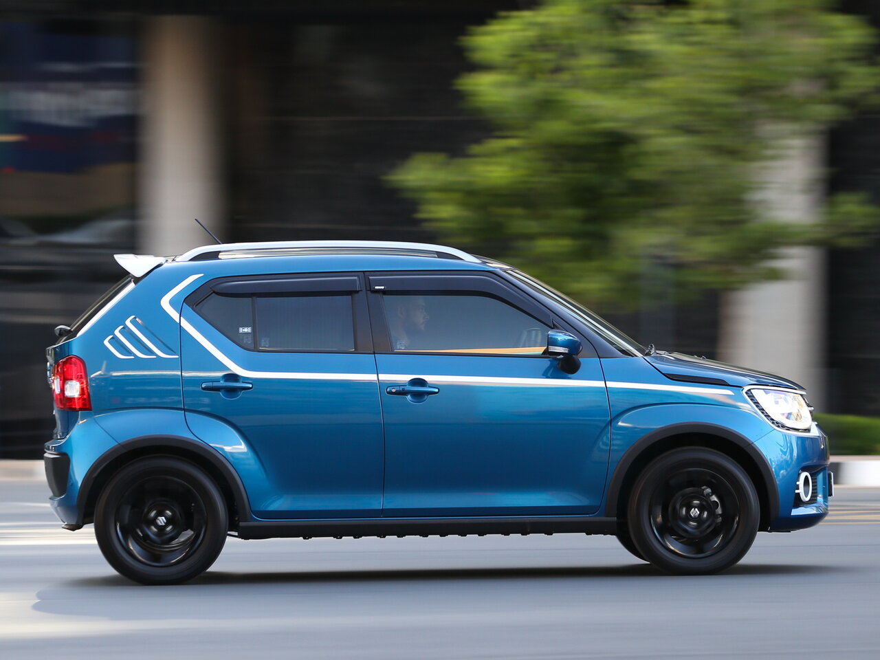 Suzuki Ignis III