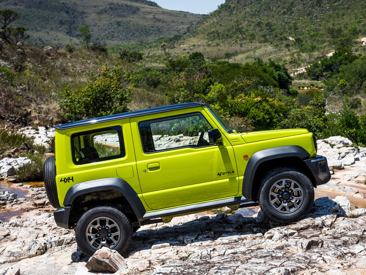 Suzuki Jimny IV