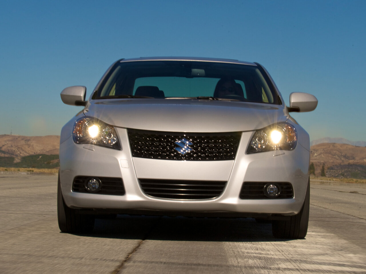 Suzuki Kizashi Седан