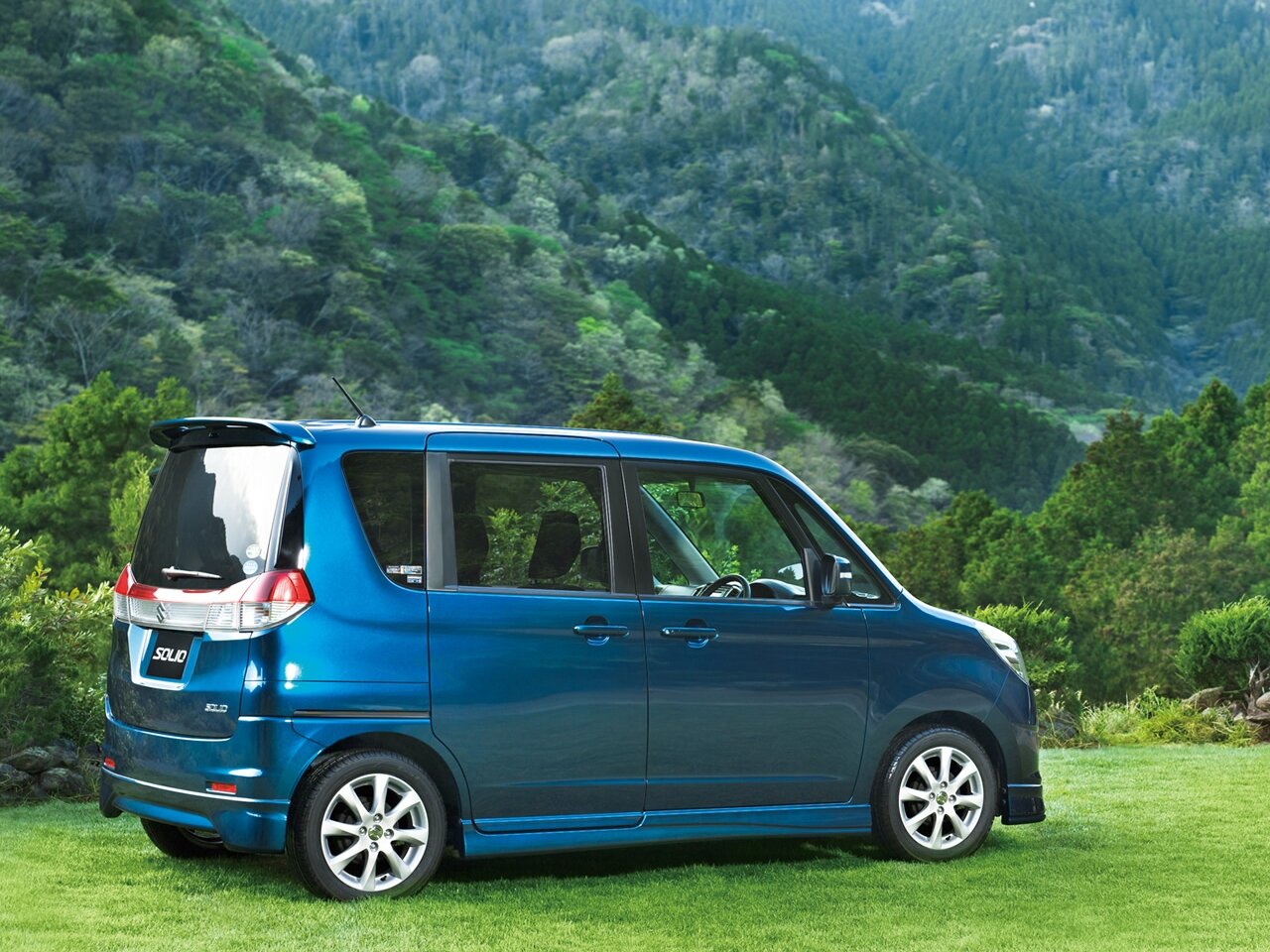 Suzuki Solio II