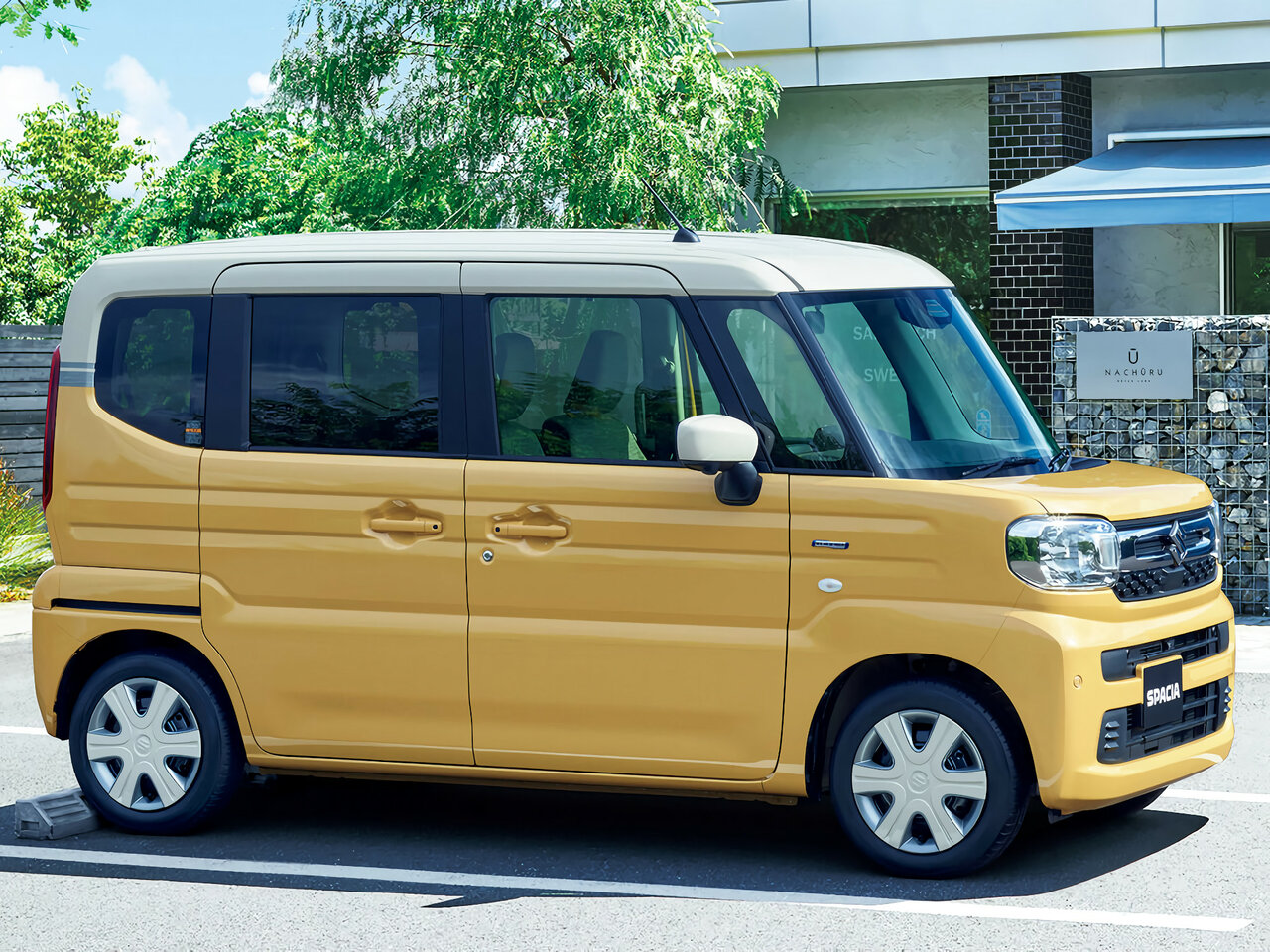 Suzuki Spacia III