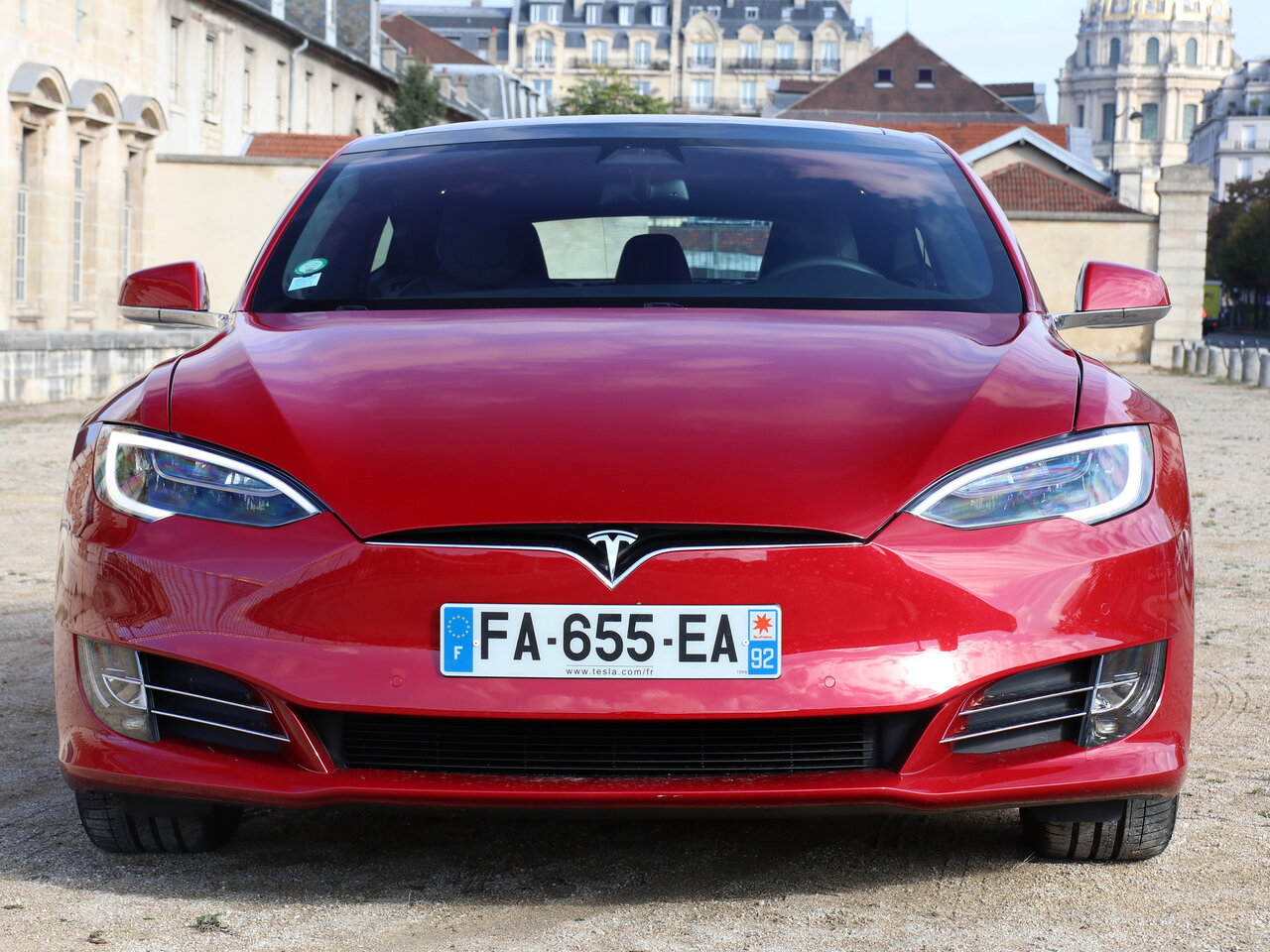 Tesla Model S I Рестайлинг