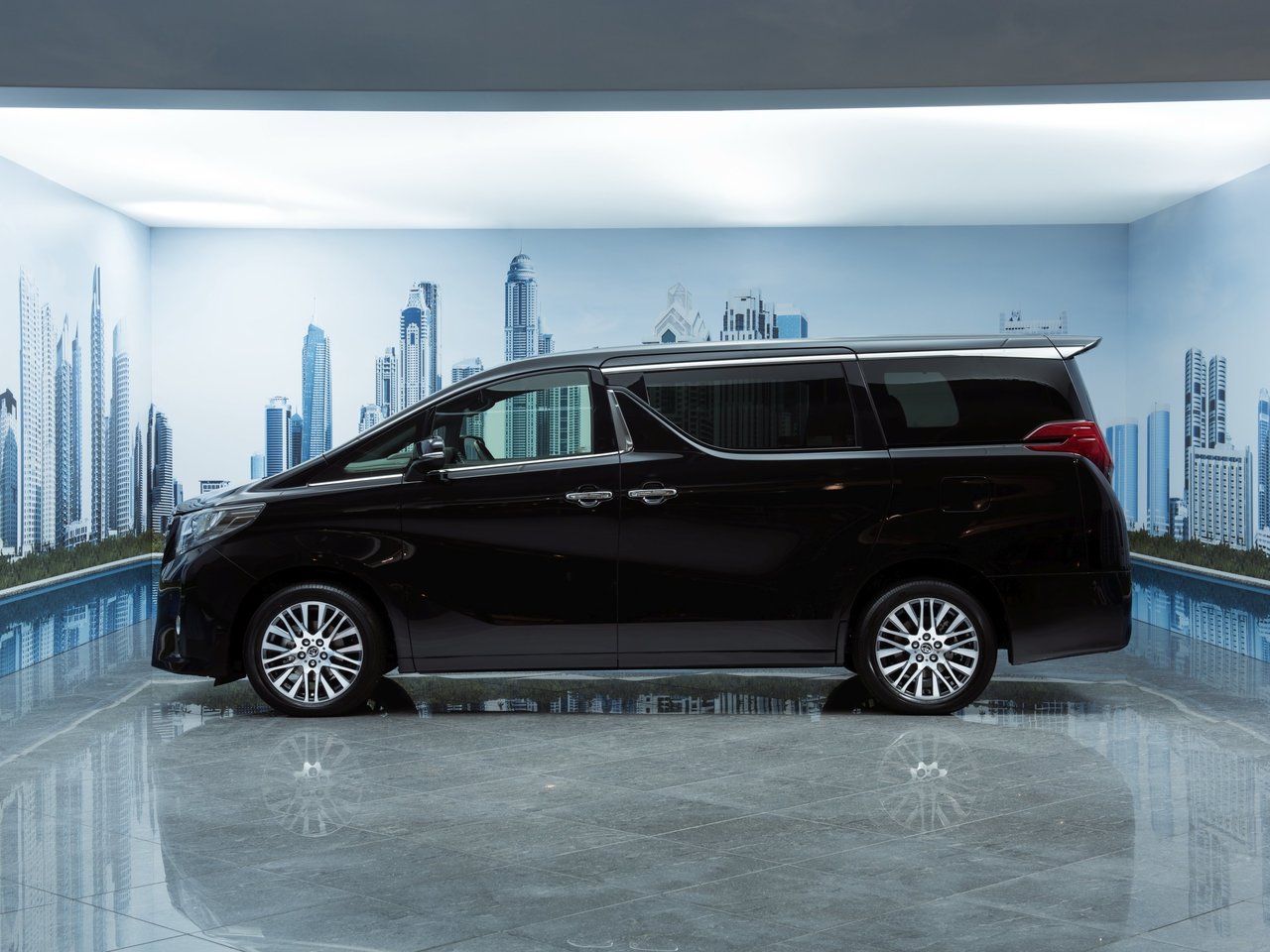 Toyota Alphard III