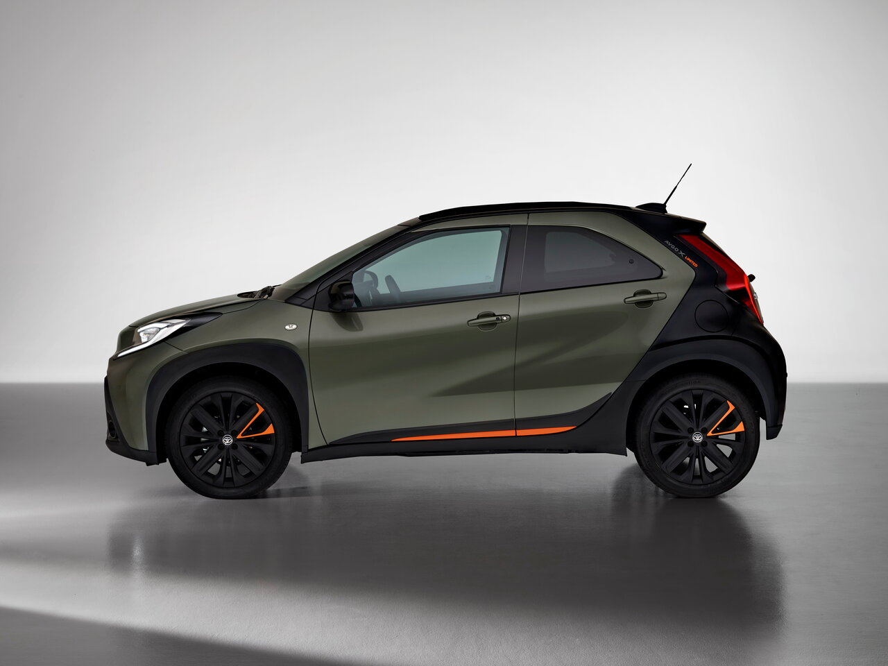 Toyota Aygo X I