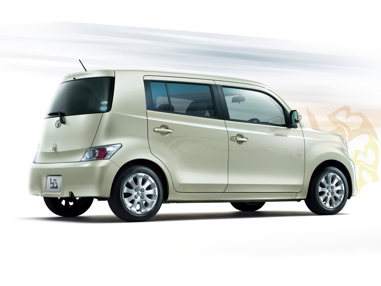 Toyota bB II Рестайлинг