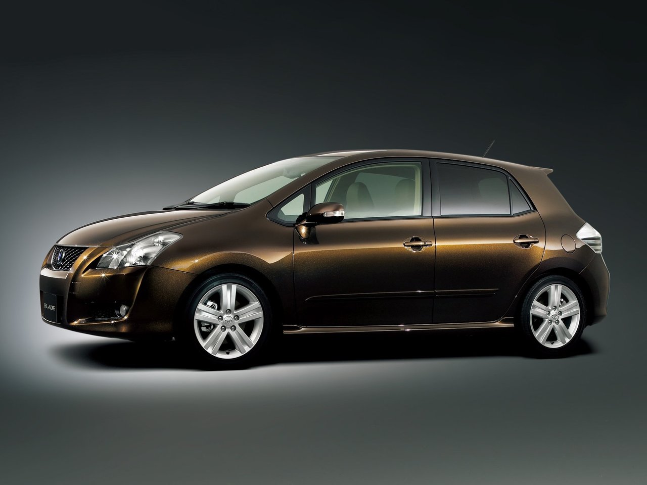 Toyota Blade I (E150)