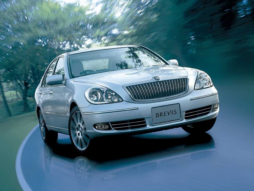 Toyota Brevis Седан