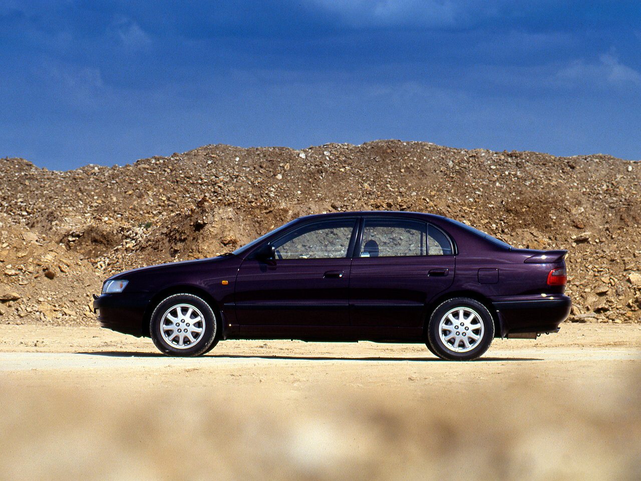 Toyota Carina E 1992 – 1998
