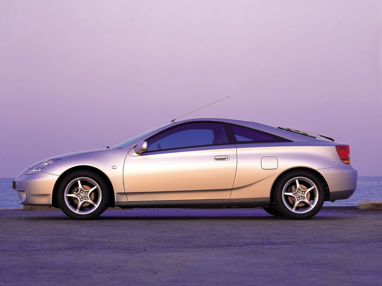 Toyota Celica VII (T230)