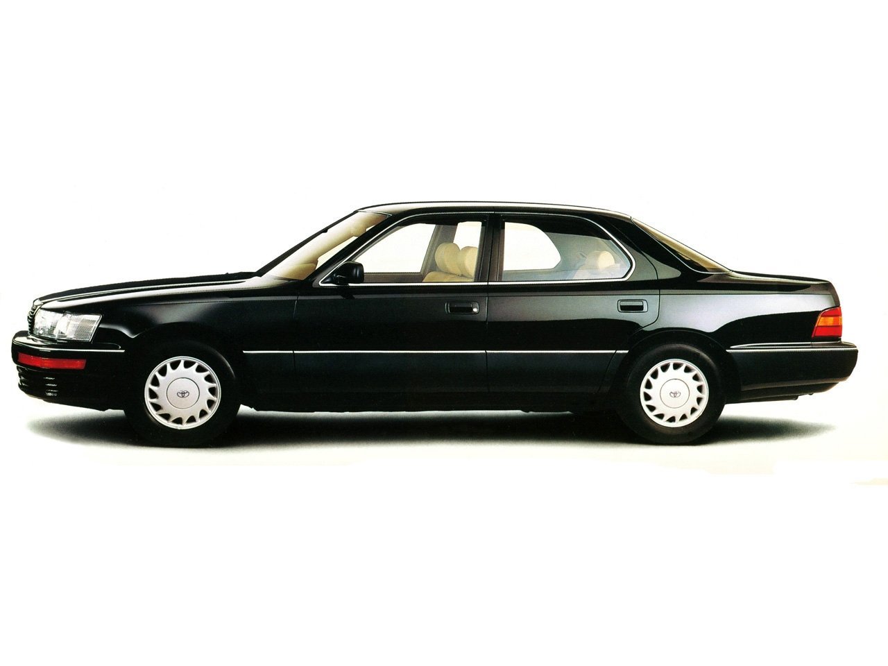Toyota Celsior I (F10)