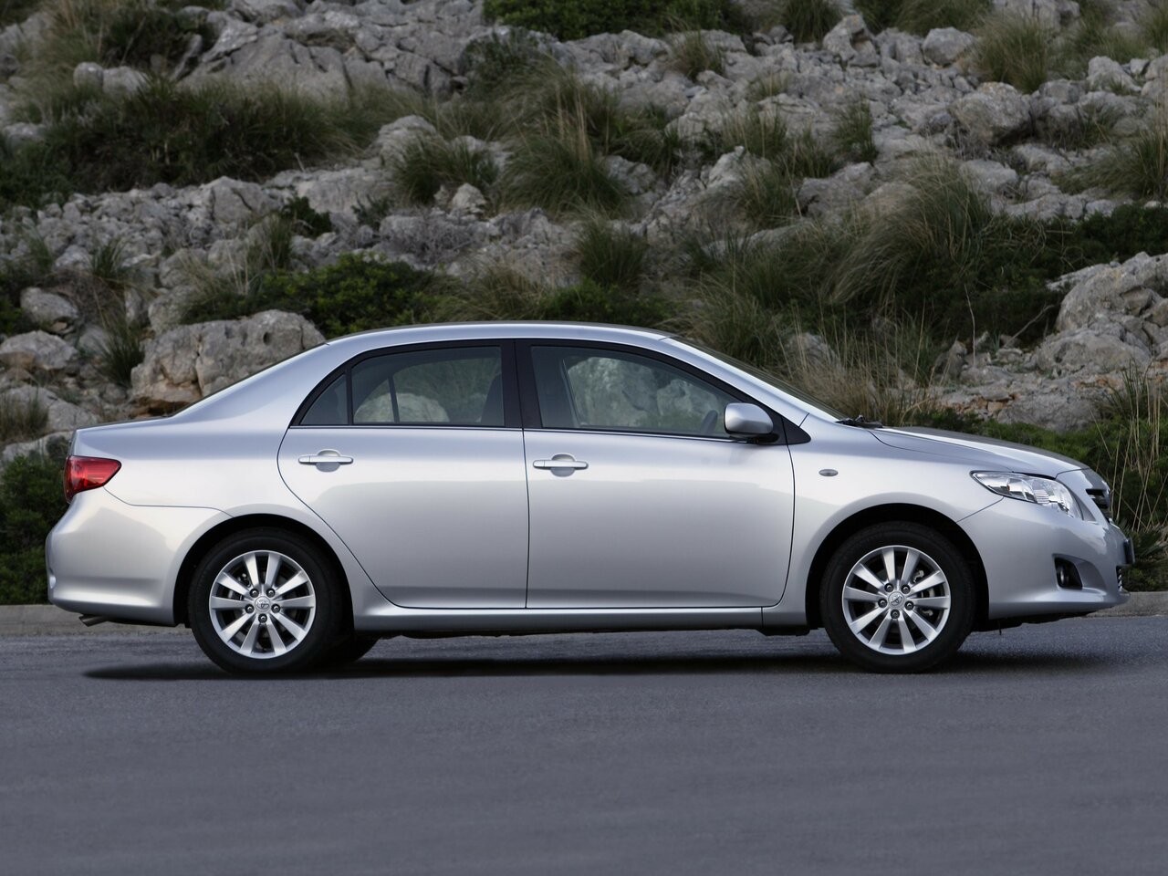 Toyota Corolla X (E140, E150)