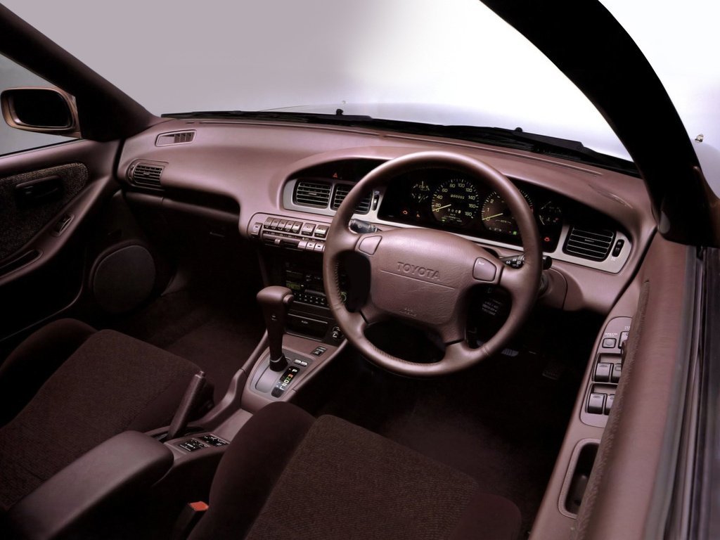 Toyota Corona EXiV I (ST180)