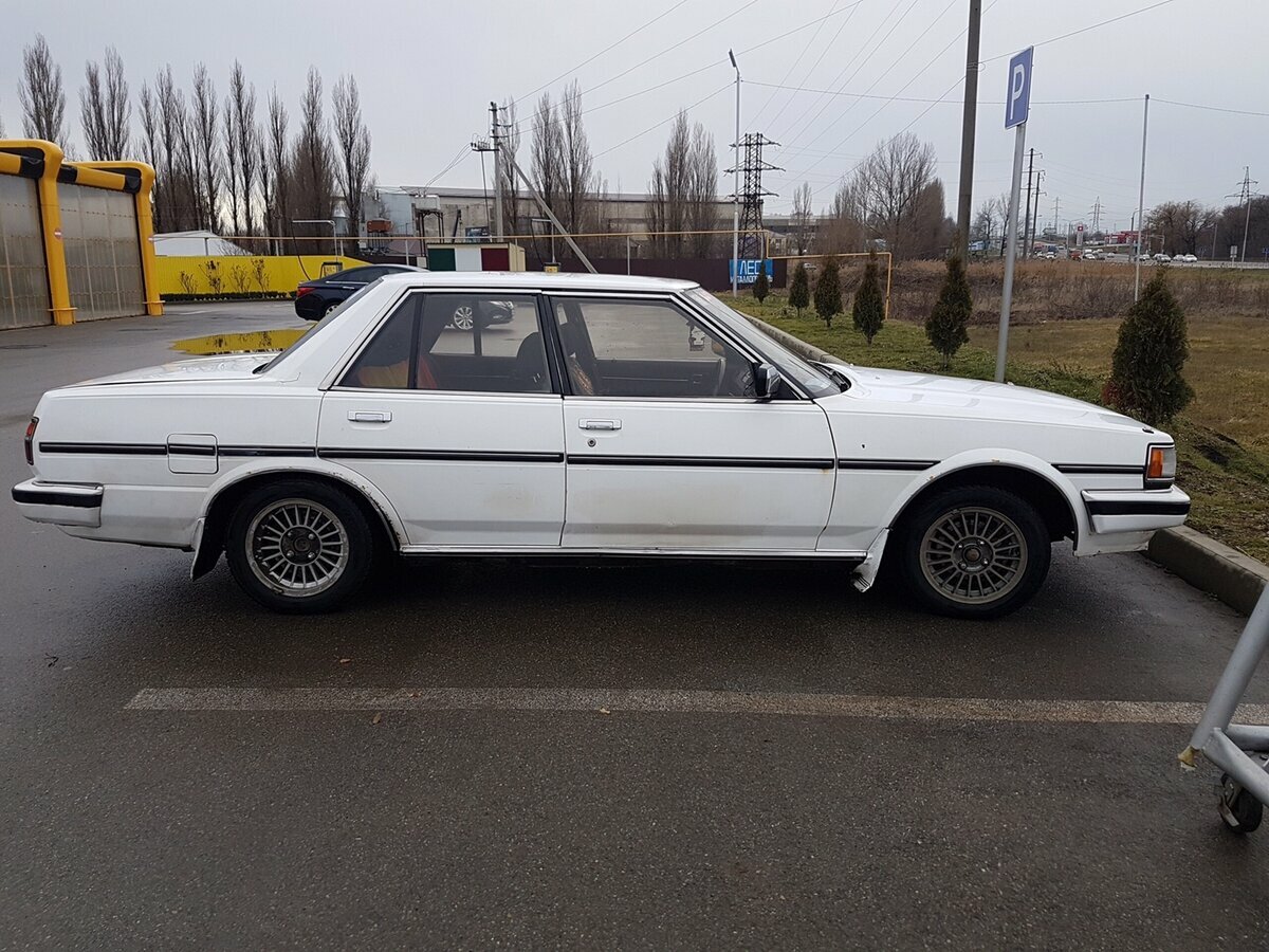 Toyota Cresta II (X70)
