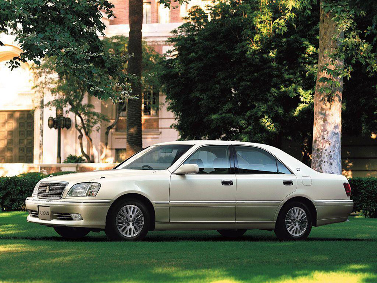 Toyota Crown XI (S170)