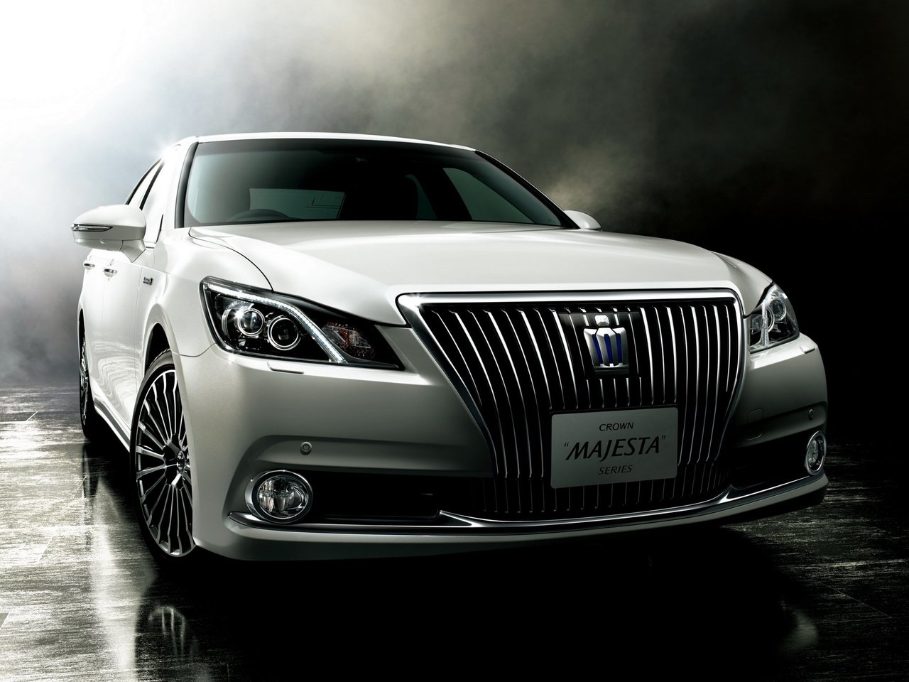 Toyota Crown Majesta VI (S210)