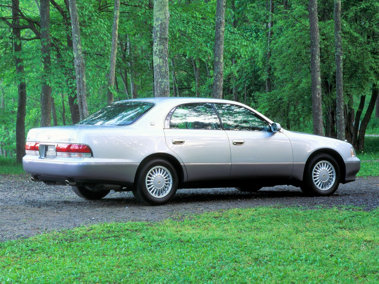 Toyota Crown Majesta I (S140)
