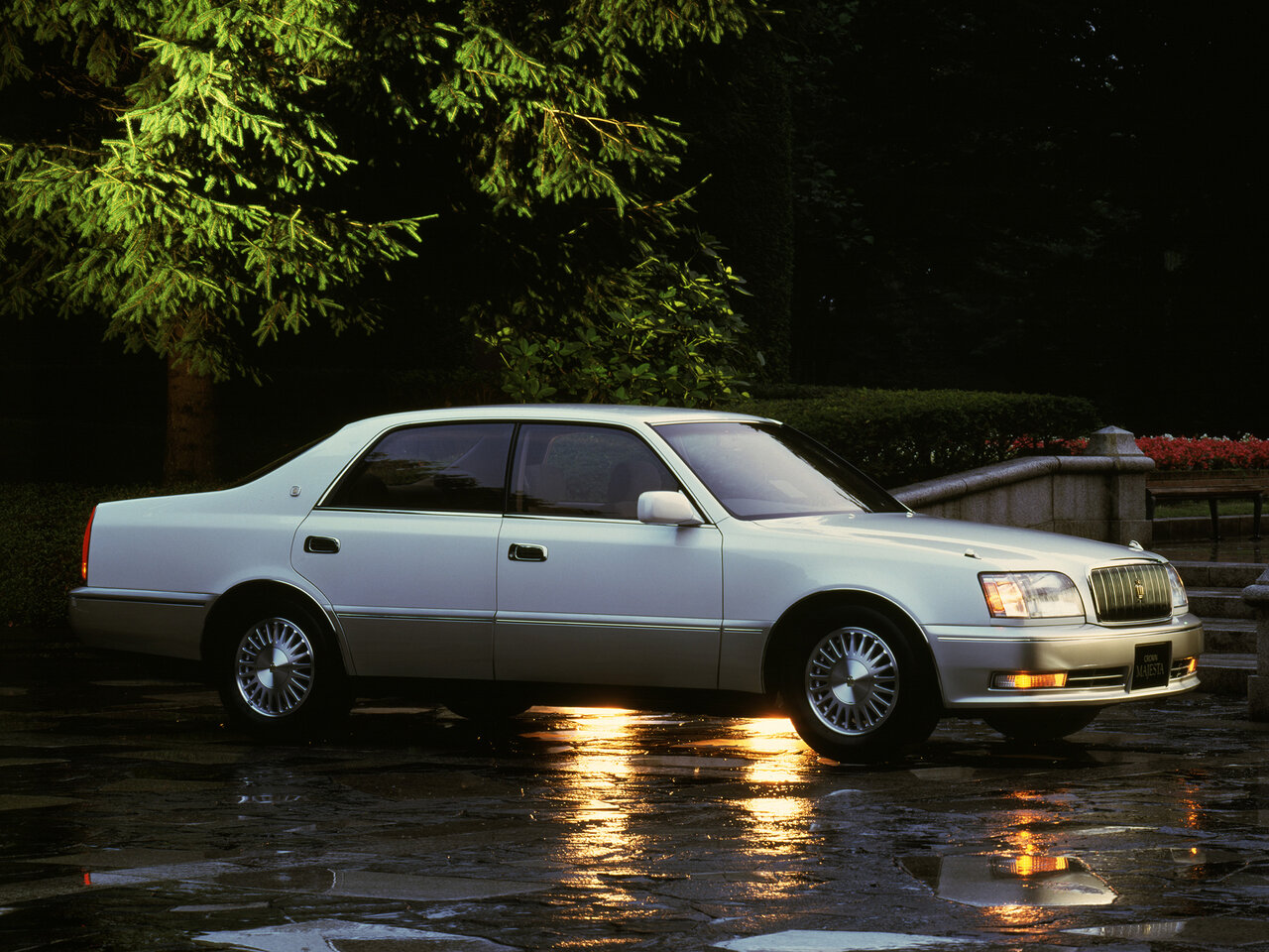 Toyota Crown Majesta II (S150)