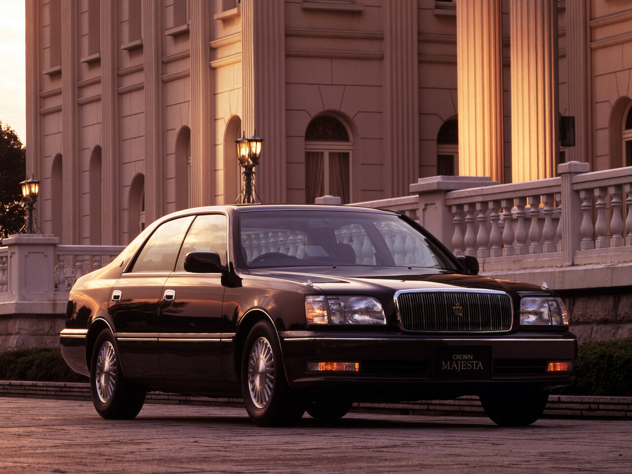 Toyota Crown Majesta II (S150)