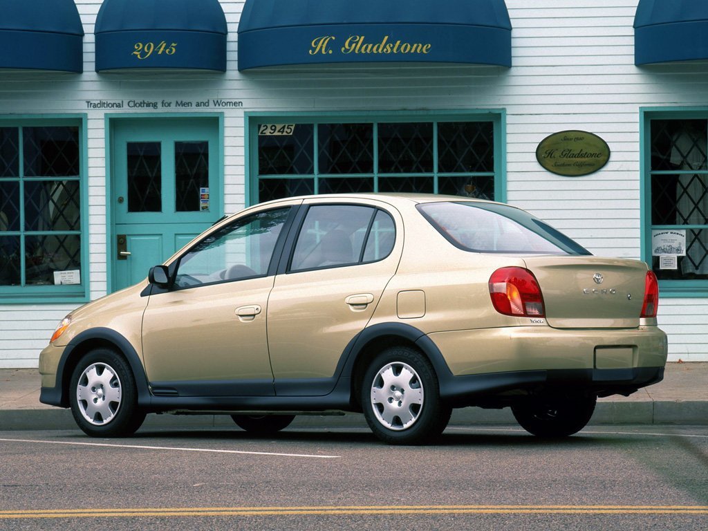 Toyota Echo 1999 – 2005