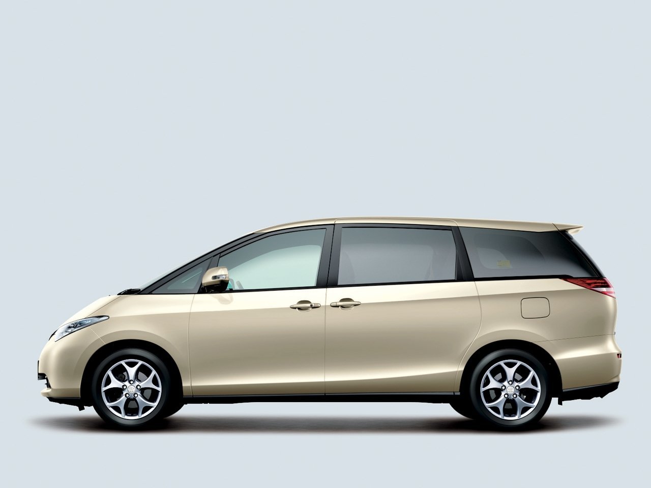 Toyota Estima III
