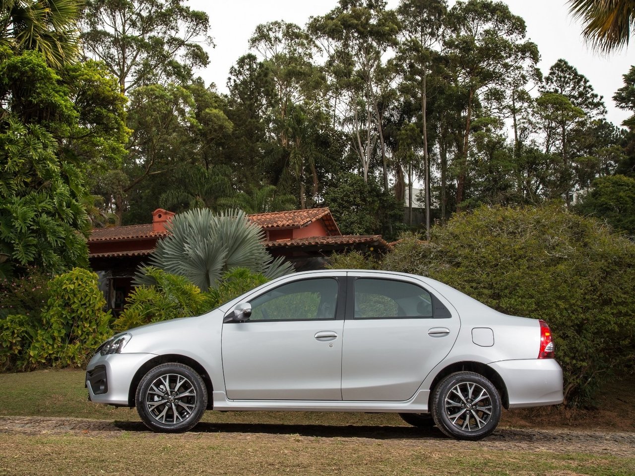 Toyota Etios I Рестайлинг