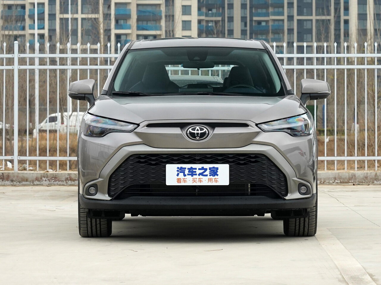 Toyota Frontlander Внедорожник 5 дв.