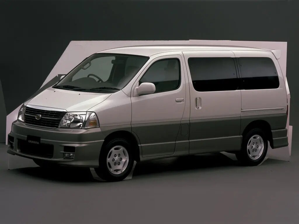 Toyota Granvia I