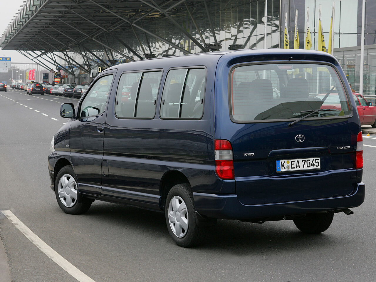 Toyota HiAce XH10 Рестайлинг