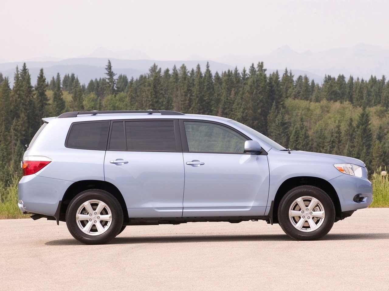 Toyota Highlander II (XU40)