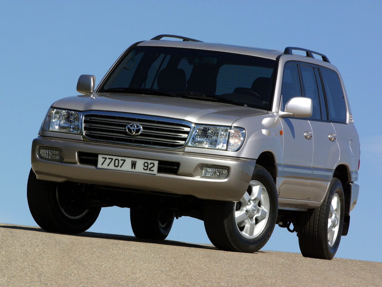 Toyota Land Cruiser 100 Series Рестайлинг 1
