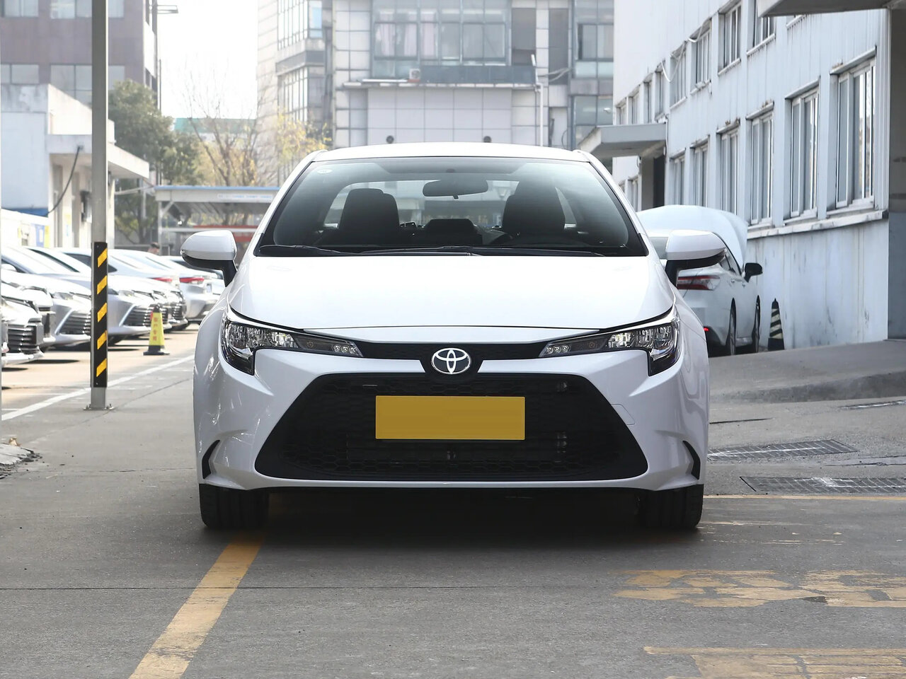 Toyota Levin XII (E210)