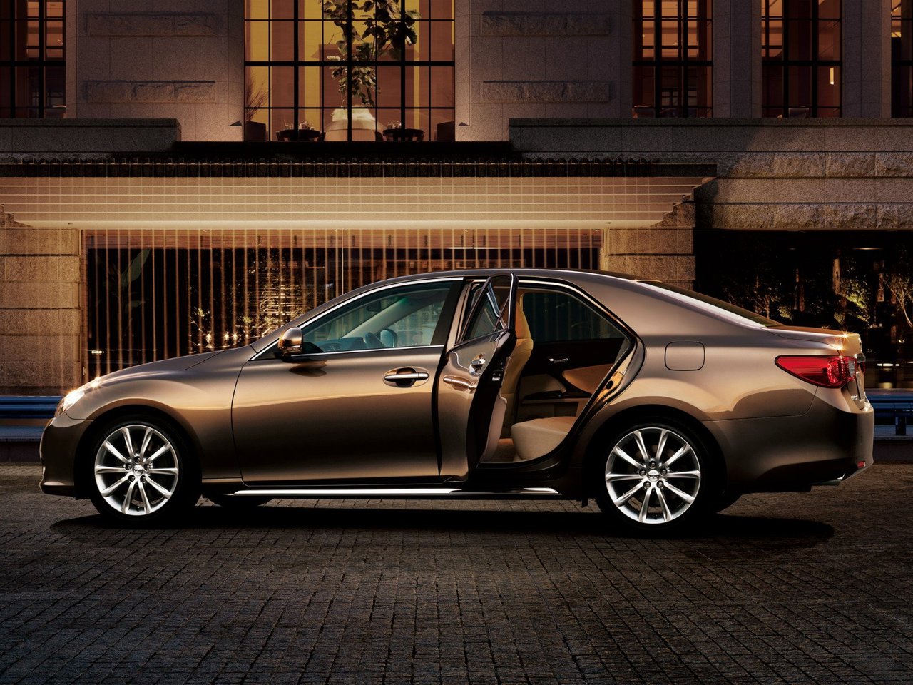 Toyota Mark X II