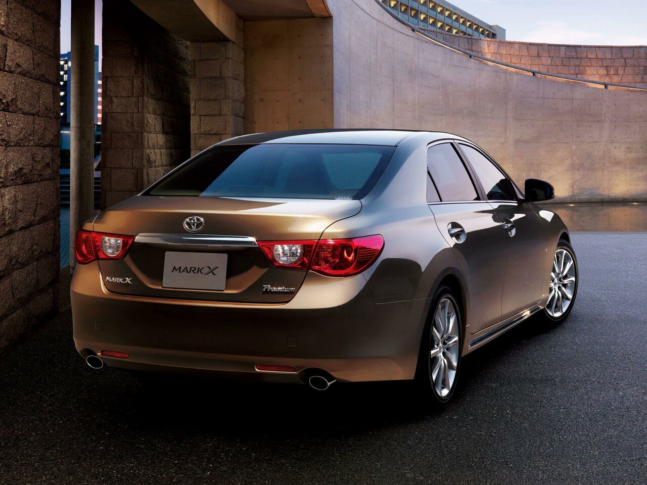 Toyota Mark X II