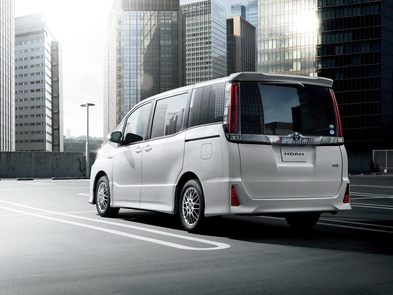 Toyota Noah III (R80) Рестайлинг
