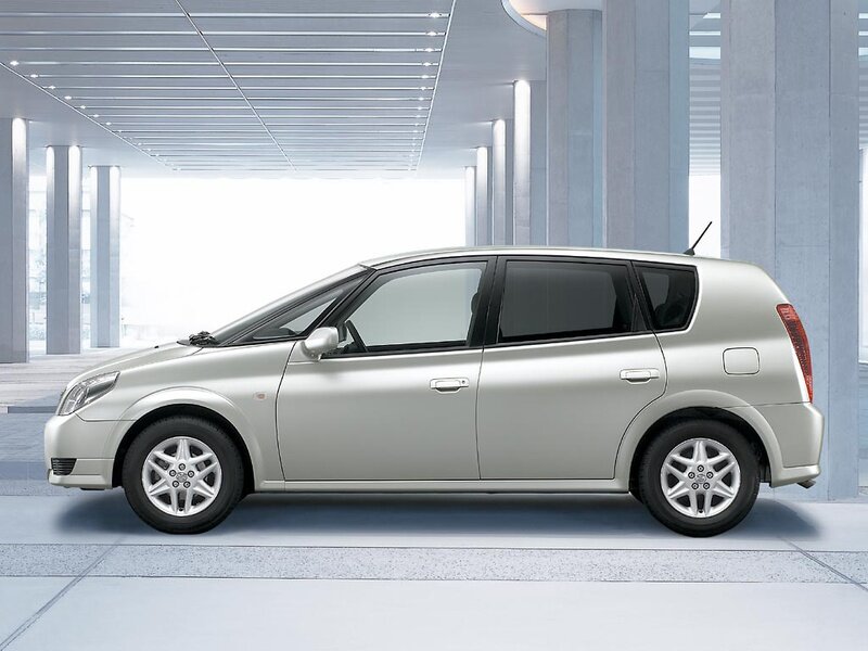 Toyota Opa I Рестайлинг