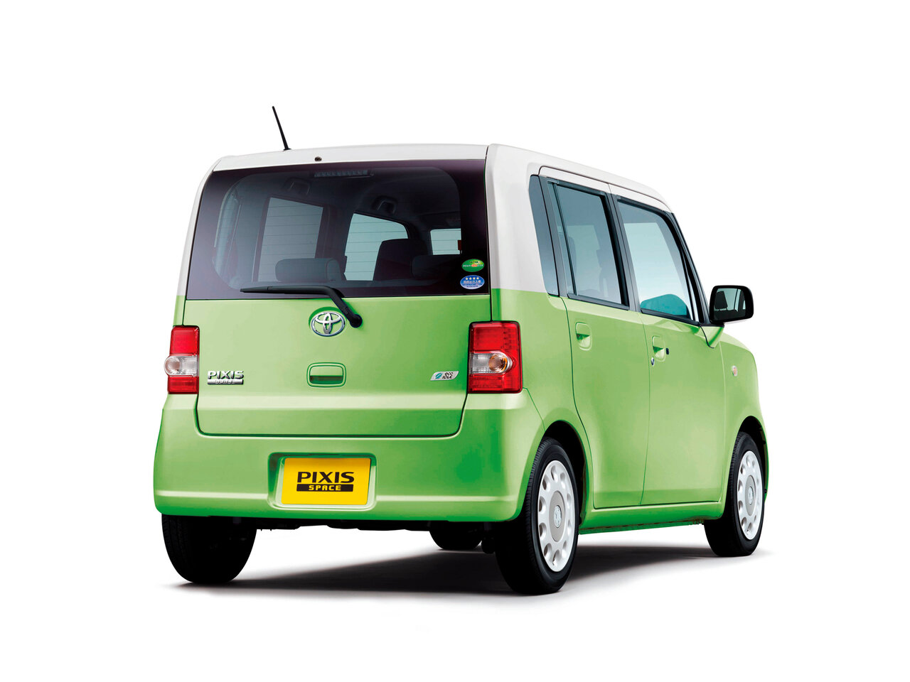 Toyota Pixis Space Микровэн