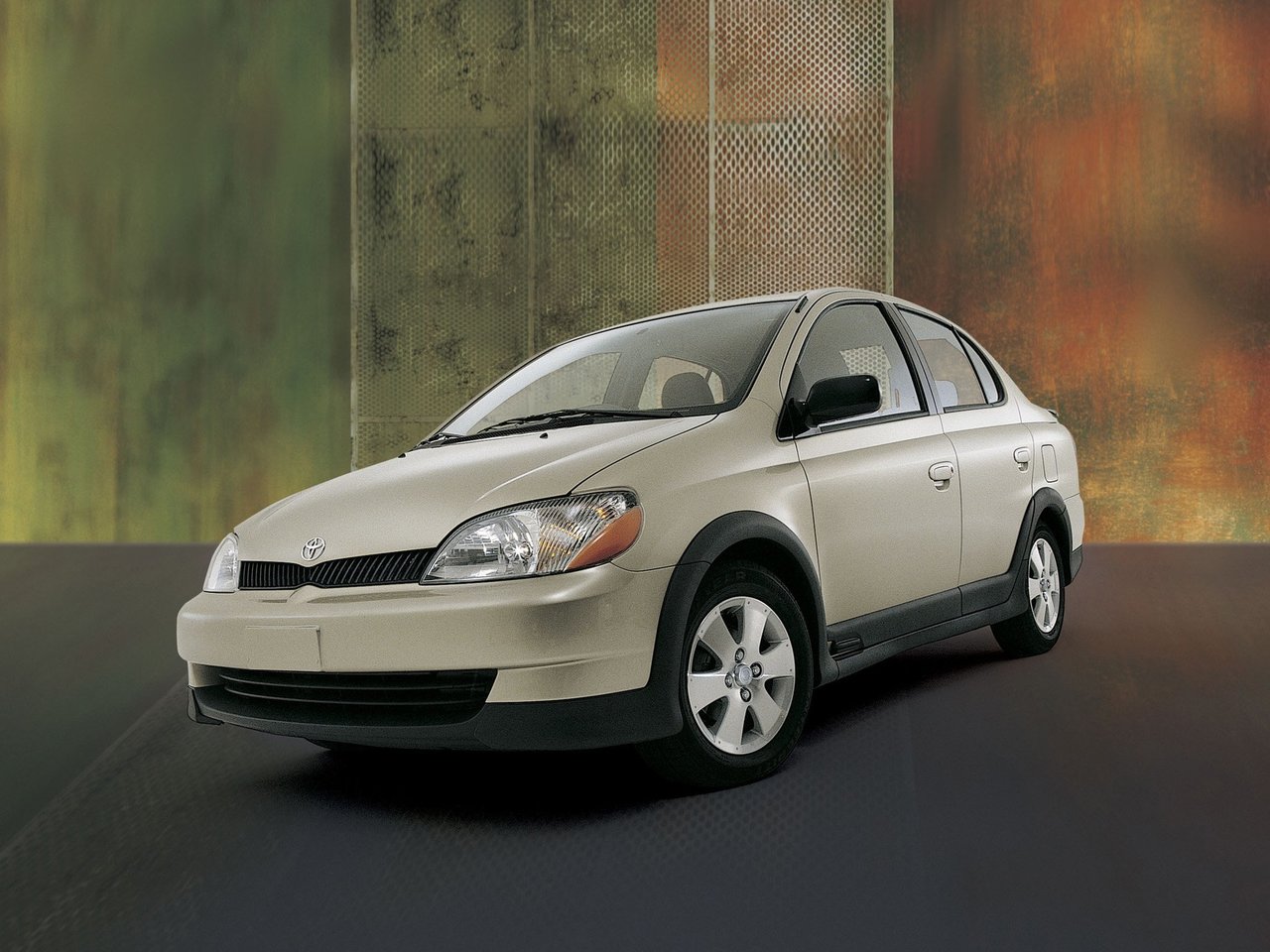 Toyota Platz Седан