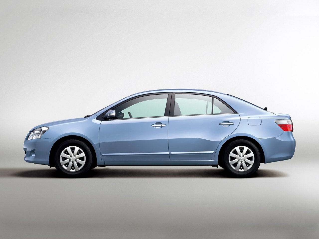 Toyota Premio II (T26)