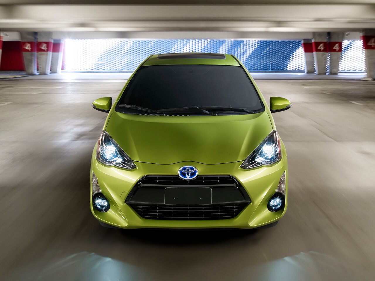 Toyota Prius c I Рестайлинг