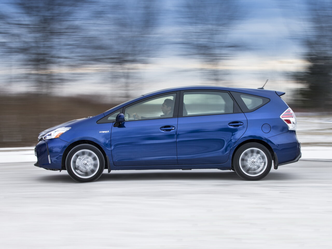 Toyota Prius v (+) I Рестайлинг (ZVW40/41)