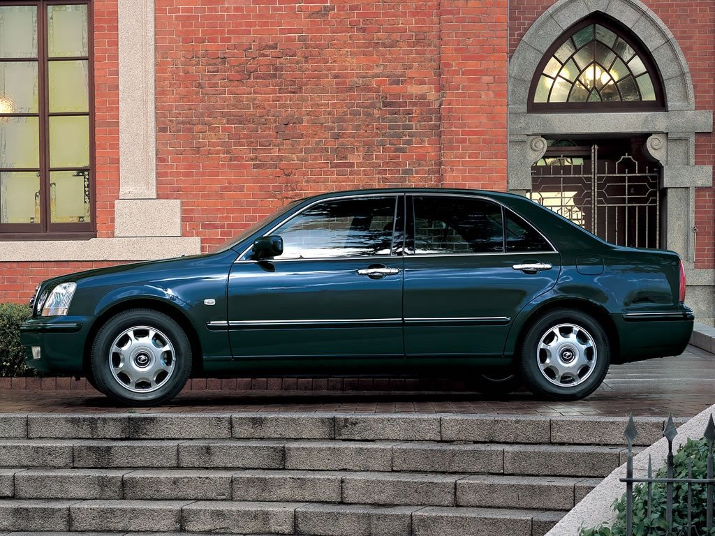 Toyota Progres Седан