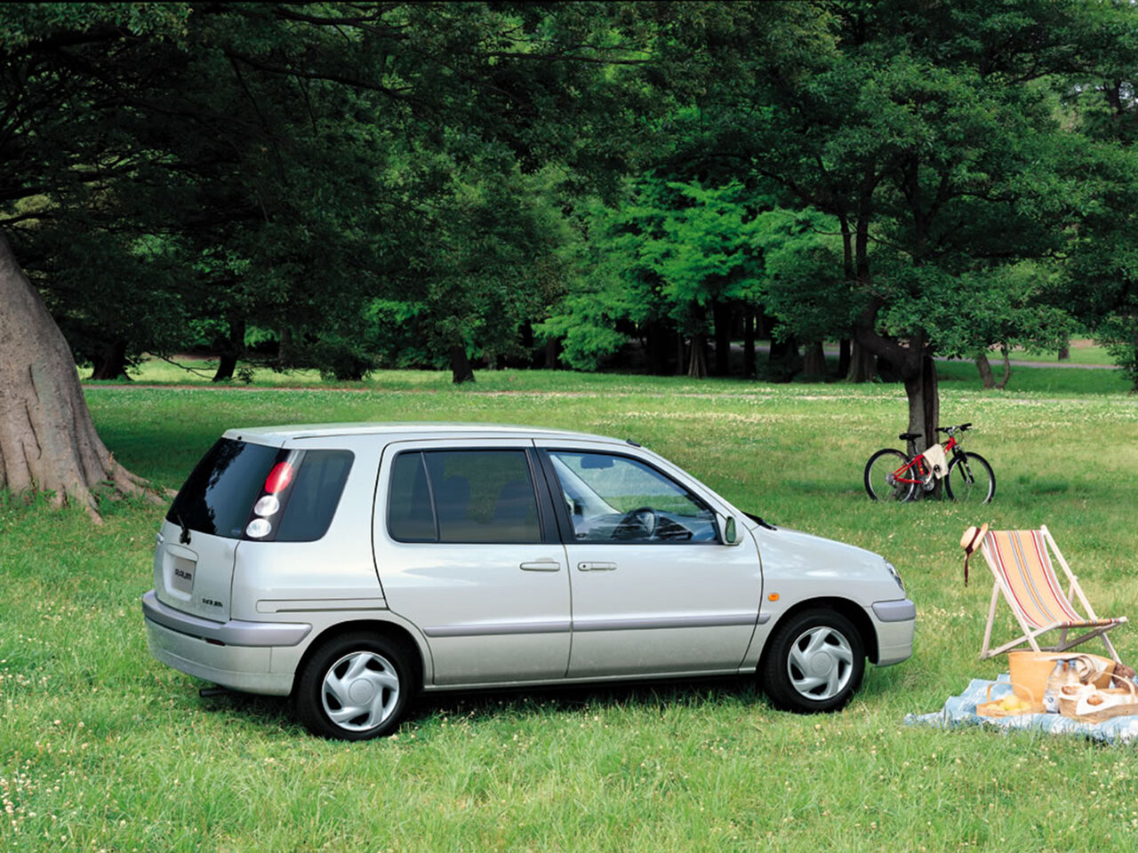 Toyota Raum I