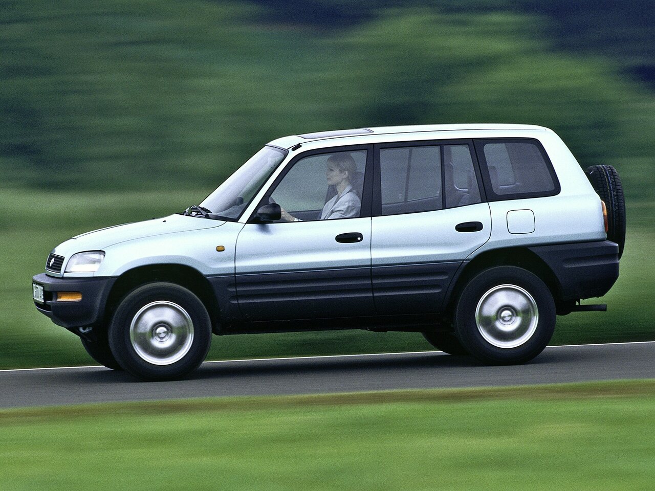 Toyota RAV4 I (XA10)