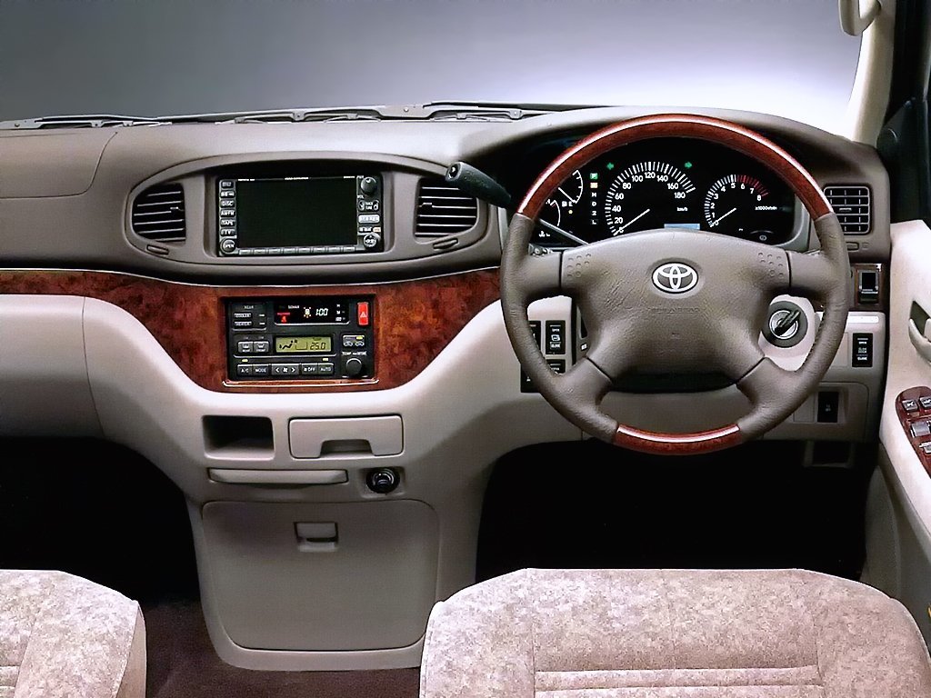 Toyota Regius I Рестайлинг