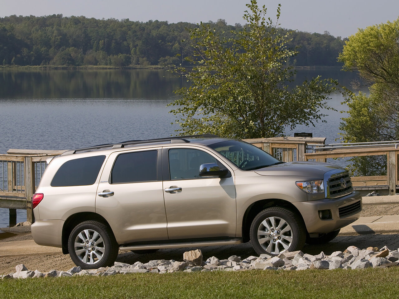 Toyota Sequoia II
