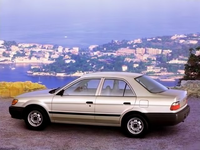 Toyota Soluna Седан