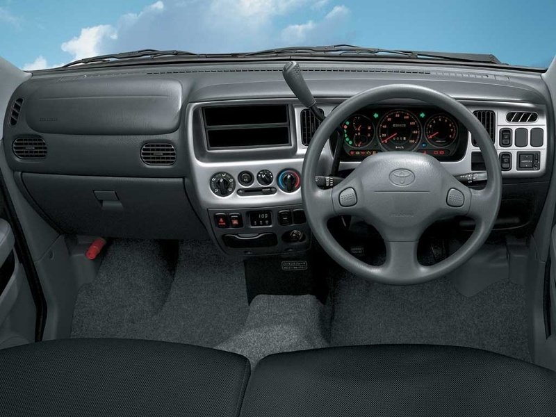 Toyota Sparky Микровэн
