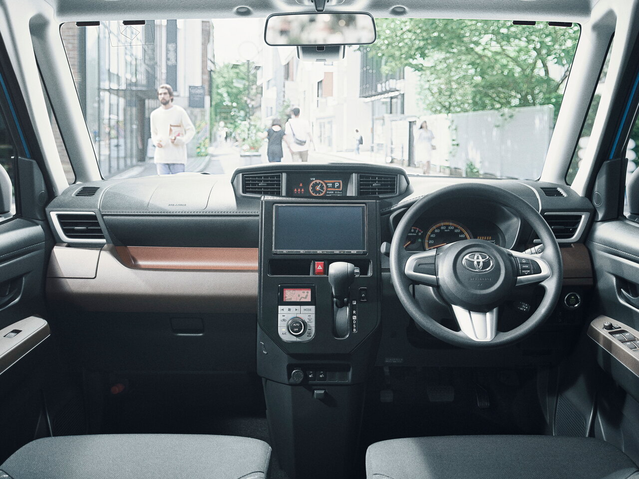 Toyota Tank I