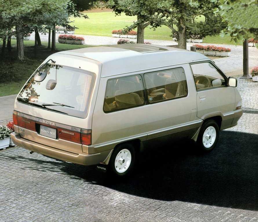 Toyota Town Ace II Рестайлинг 2